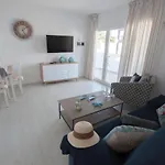 Апартаменты Estrella De Mar - Shared Pool