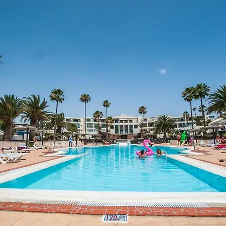 Апартаменты Estrella De Mar - Shared Pool